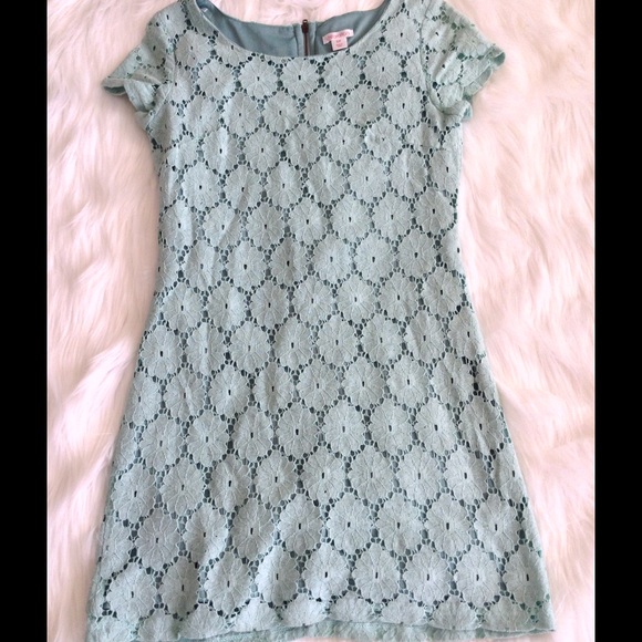 Xhilaration Dresses & Skirts - Xhilaration mint eyelet lace shift dress